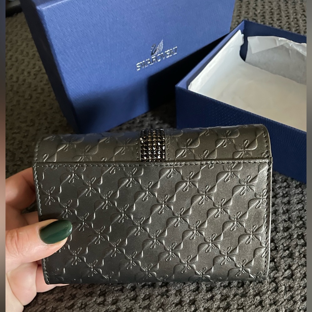 Swarovski Wallet - Picture 4 of 5